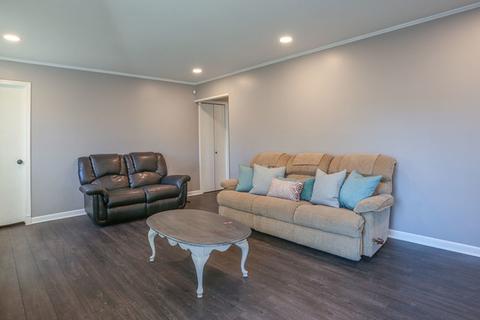 1125 Downing Dr, Hoffman Estates, IL 60192 photo 7