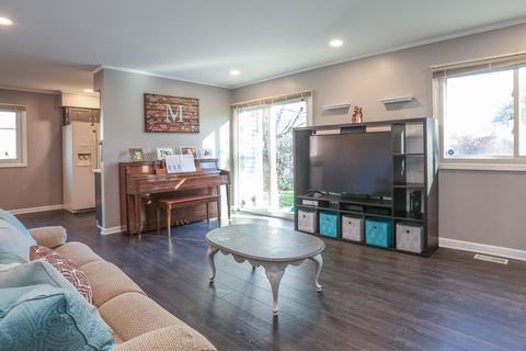 1125 Downing Dr, Hoffman Estates, IL 60192 photo 6