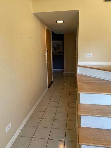 312 Diamond Head Dr, Des Plaines, IL 60018 photo 2