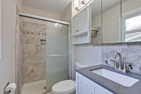 4129 Crimson Dr, Hoffman Estates, IL 60192 photo 11