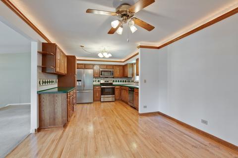4129 Crimson Dr, Hoffman Estates, IL 60192 photo 4
