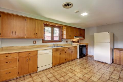 444 N Alfred Ave, Elgin, IL 60123 photo 6
