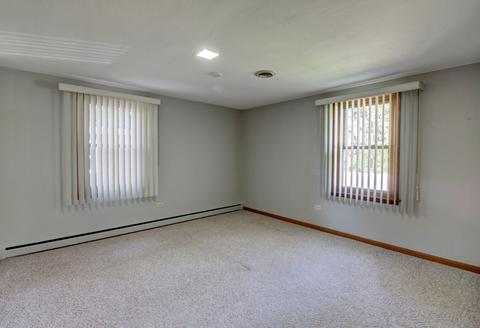 444 N Alfred Ave, Elgin, IL 60123 photo 8