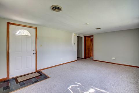 444 N Alfred Ave, Elgin, IL 60123 photo 3
