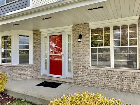 3481 Willowview Ct, Aurora, IL 60504 photo 2