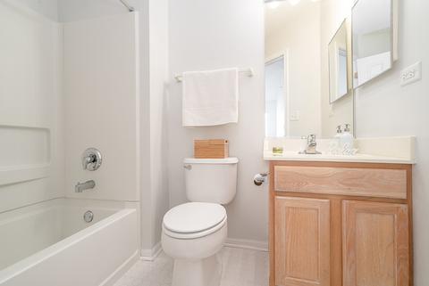 7515 Claridge Dr #E, Bridgeview, IL 60455 photo 15
