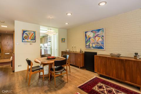 1349 E Park Pl, Chicago, IL 60637 photo 7