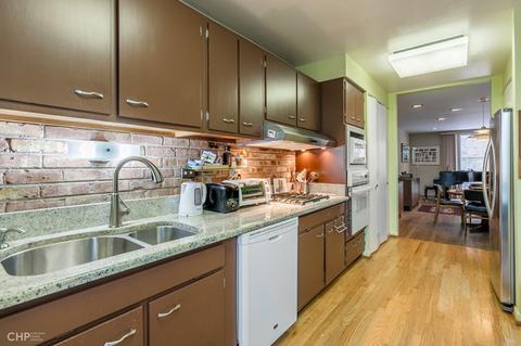 1349 E Park Pl, Chicago, IL 60637 photo 9