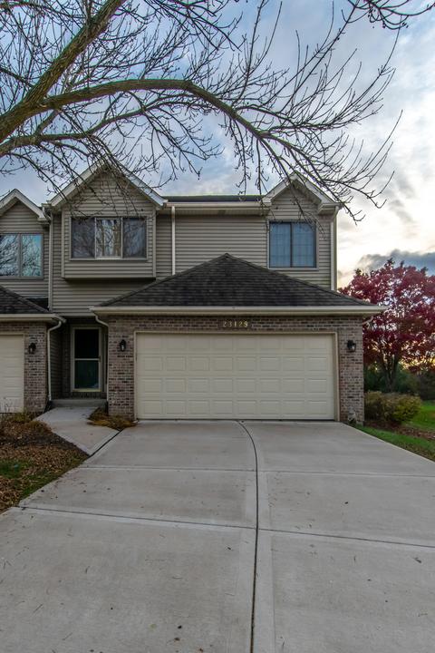 23129 Judith Ct, Plainfield, IL 60586 photo 2