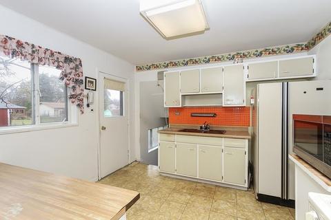 720 Maywood Ln, Hoffman Estates, IL 60169 photo 7