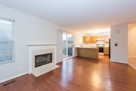 6877 Hampton Cir, Gurnee, IL 60031 photo 7