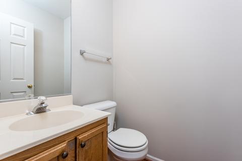 6877 Hampton Cir, Gurnee, IL 60031 photo 12