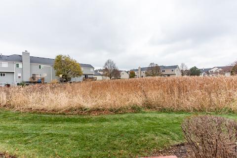 6877 Hampton Cir, Gurnee, IL 60031 photo 21