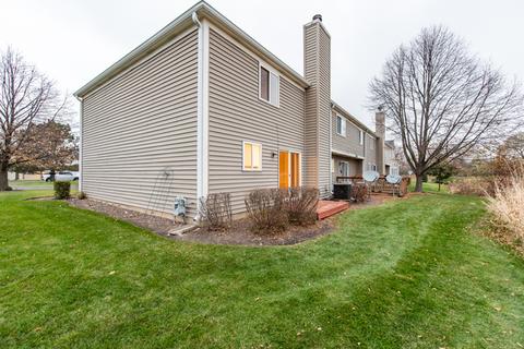 6877 Hampton Cir, Gurnee, IL 60031 photo 18