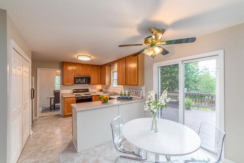 2809 Weld Rd, Elgin, IL 60124 photo 7