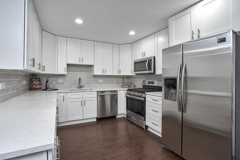 997 S Spring Rd, Elmhurst, IL 60126 photo 5