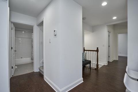 997 S Spring Rd, Elmhurst, IL 60126 photo 9