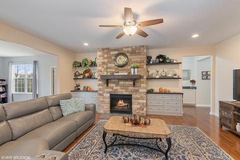 1580 Burr Oak Dr, Hoffman Estates, IL 60192 photo 9