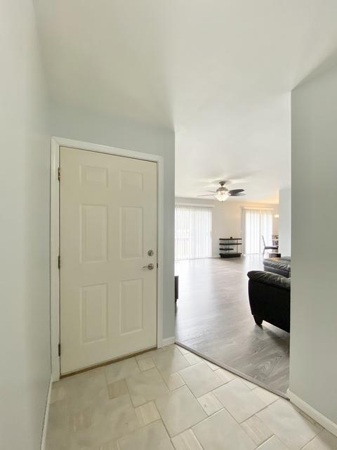 1941 Matthew Ct #B, Elgin, IL 60123 photo 4