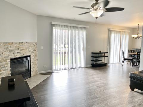 1941 Matthew Ct #B, Elgin, IL 60123 photo 5