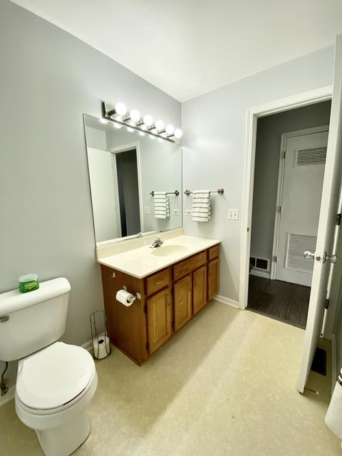 1941 Matthew Ct #B, Elgin, IL 60123 photo 12
