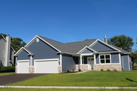 1702 Hillside Ln, Mchenry, IL 60051 photo 1