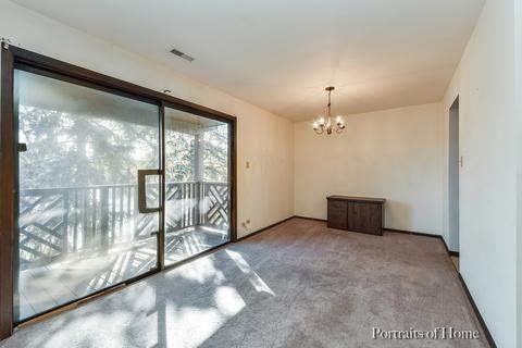 1662 Dover Ct #C, Wheaton, IL 60189 photo 3