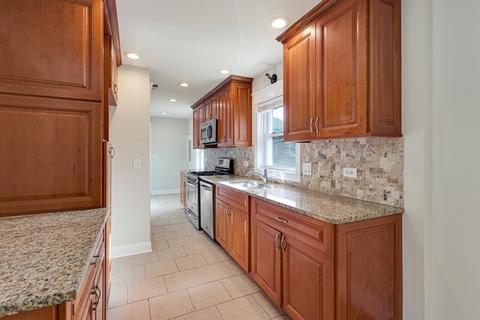 1617 Dundee Rd, Northbrook, IL 60062 photo 6