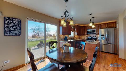 6637 Ayre Dr, Mchenry, IL 60050 photo 11