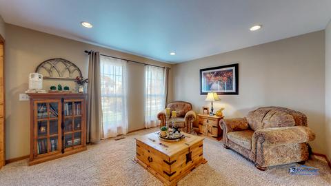 6637 Ayre Dr, Mchenry, IL 60050 photo 3