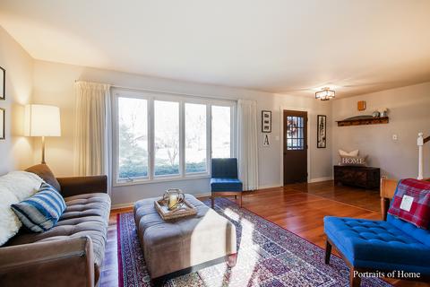 520 E Hawthorne Blvd, Wheaton, IL 60187 photo 4