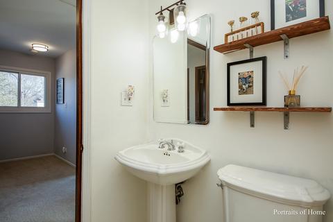 520 E Hawthorne Blvd, Wheaton, IL 60187 photo 15