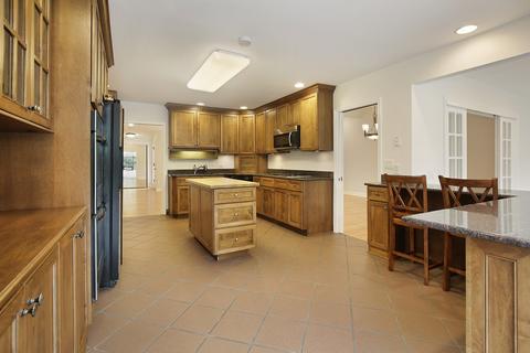 616 Dundee Rd, Glencoe, IL 60022 photo 7