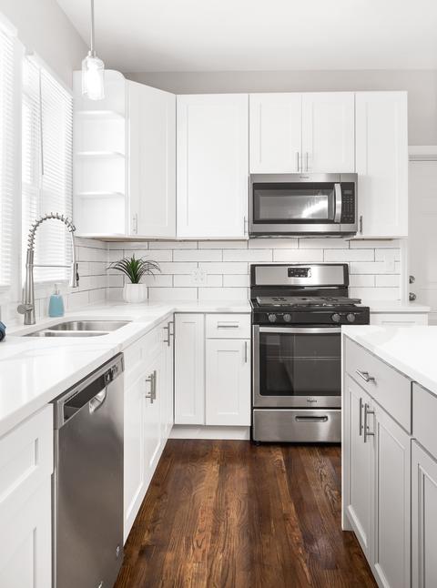 7815 S Champlain Ave, Chicago, IL 60619 photo 10