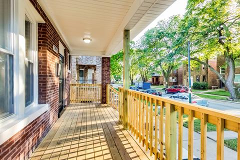 7815 S Champlain Ave, Chicago, IL 60619 photo 2