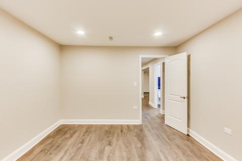 7815 S Champlain Ave, Chicago, IL 60619 photo 23