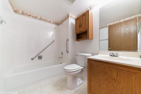 1647 Colfax Ct #1, Bartlett, IL 60103 photo 12