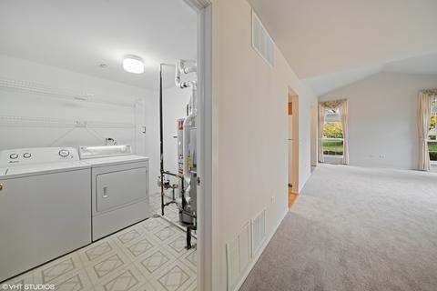 1647 Colfax Ct #1, Bartlett, IL 60103 photo 13