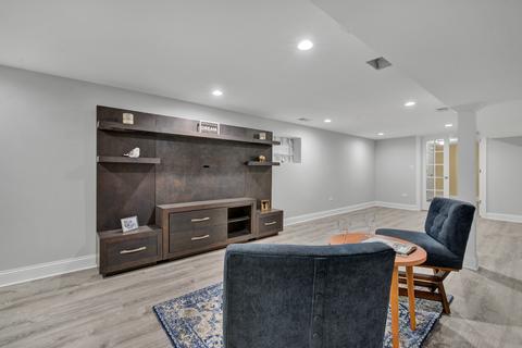631 E 90th Pl, Chicago, IL 60619 photo 29