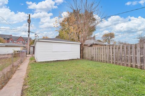 631 E 90th Pl, Chicago, IL 60619 photo 4