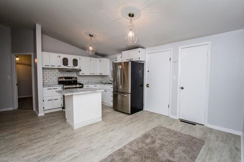 1585 S 5th Ave, Kankakee, IL 60901 photo 7