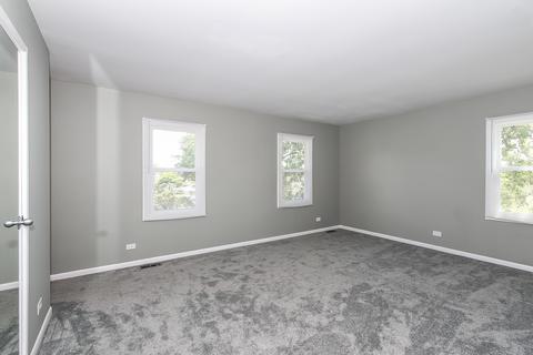4099 Whispering Trails Dr, Hoffman Estates, IL 60192 photo 16