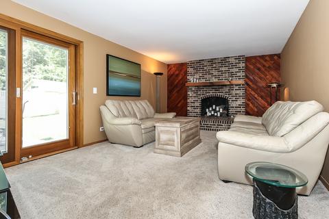 4099 Whispering Trails Dr, Hoffman Estates, IL 60192 photo 12
