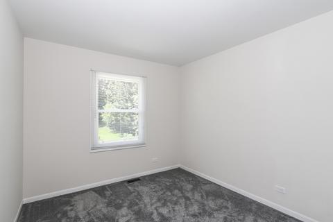 4099 Whispering Trails Dr, Hoffman Estates, IL 60192 photo 24