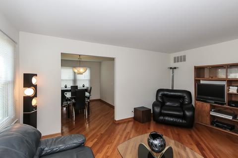 4099 Whispering Trails Dr, Hoffman Estates, IL 60192 photo 6