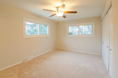 180 Norman Ct, Des Plaines, IL 60016 photo 12
