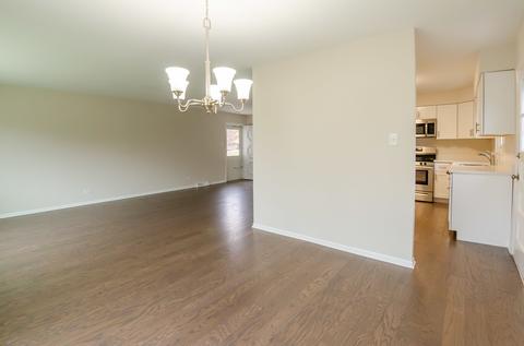 180 Norman Ct, Des Plaines, IL 60016 photo 6