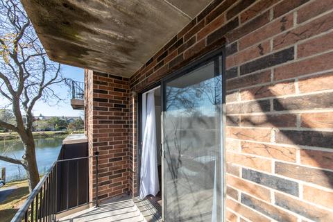 5408 Chateau Dr #4, Rolling Meadows, IL 60008 photo 18