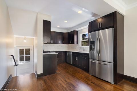 957 Greenview Ave, Des Plaines, IL 60016 photo 9