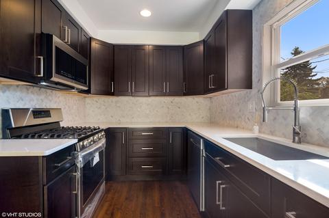 957 Greenview Ave, Des Plaines, IL 60016 photo 11